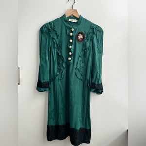 Coach green goth dress with pearls and flower embroidery